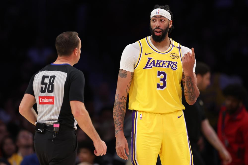 影射莱利的 影射莱利的